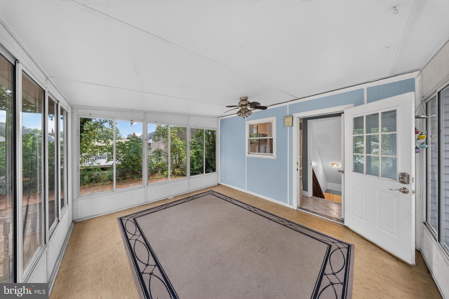 2712 Newton St Property Photo 16
