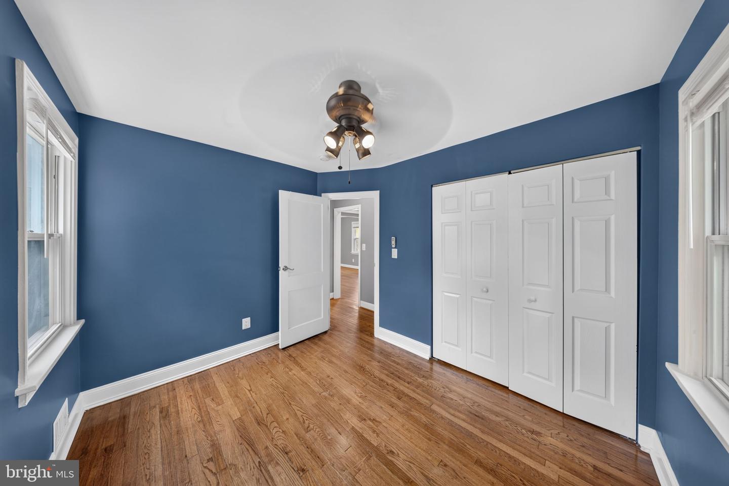 2712 Newton St Property Photo 18