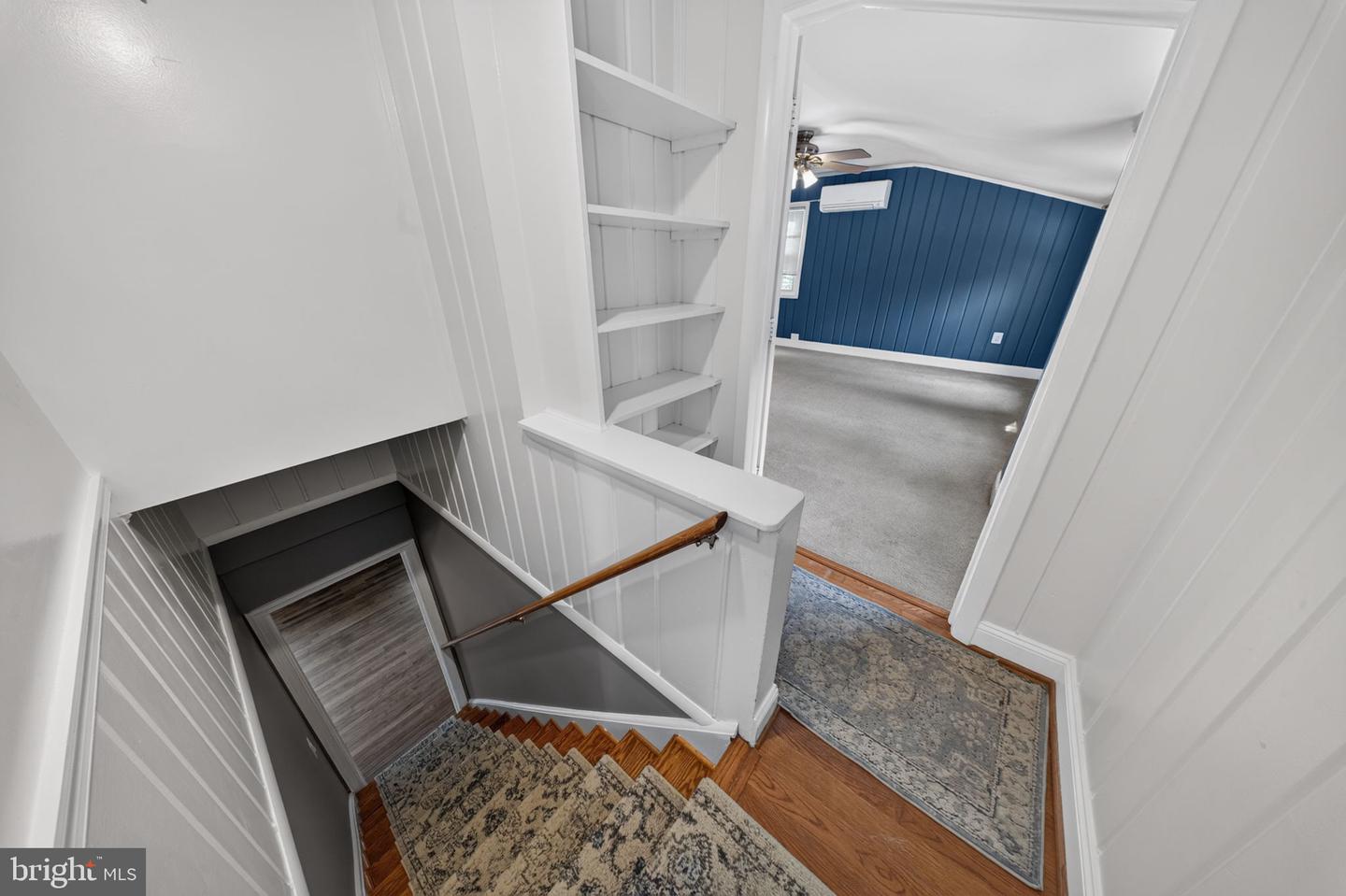2712 Newton St Property Photo 20