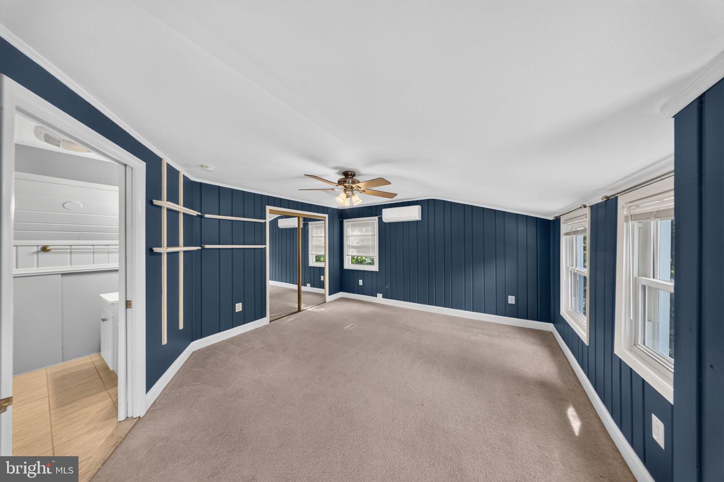 2712 Newton St Property Photo 23