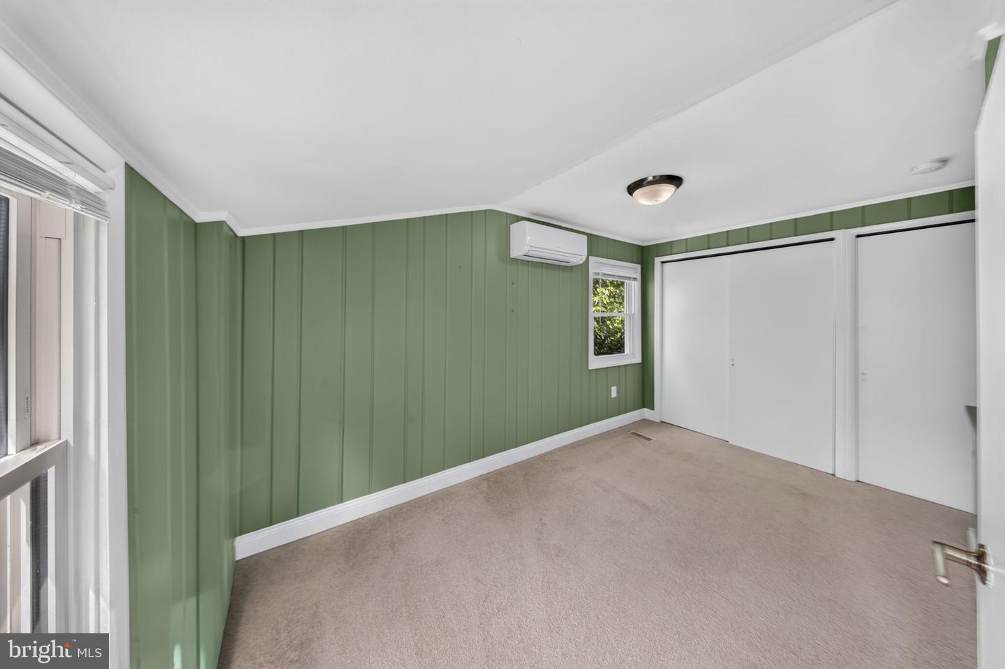 2712 Newton St Property Photo 30