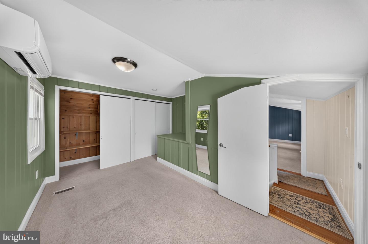 2712 Newton St Property Photo 31