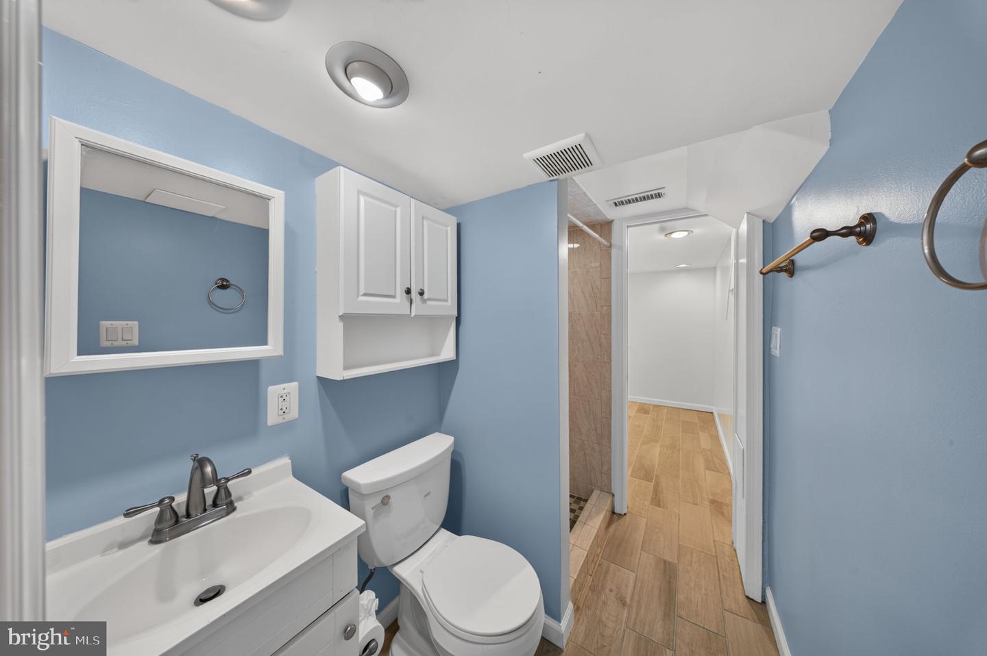 2712 Newton St Property Photo 40