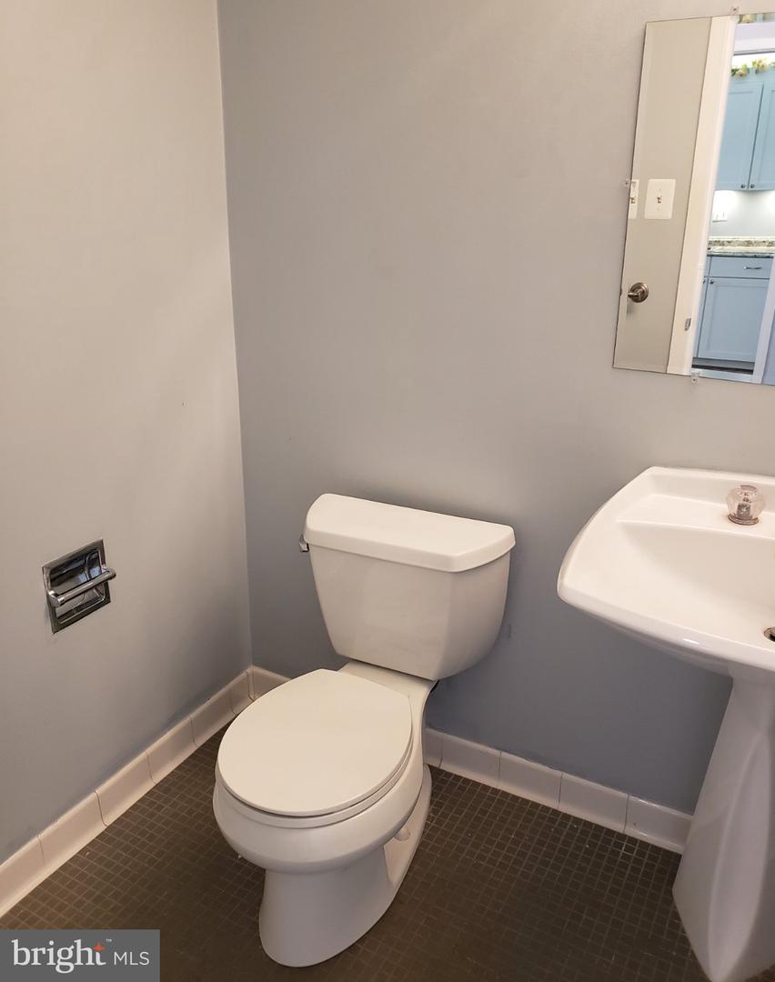 4515 Willard Ave #1815 S Property Photo 4