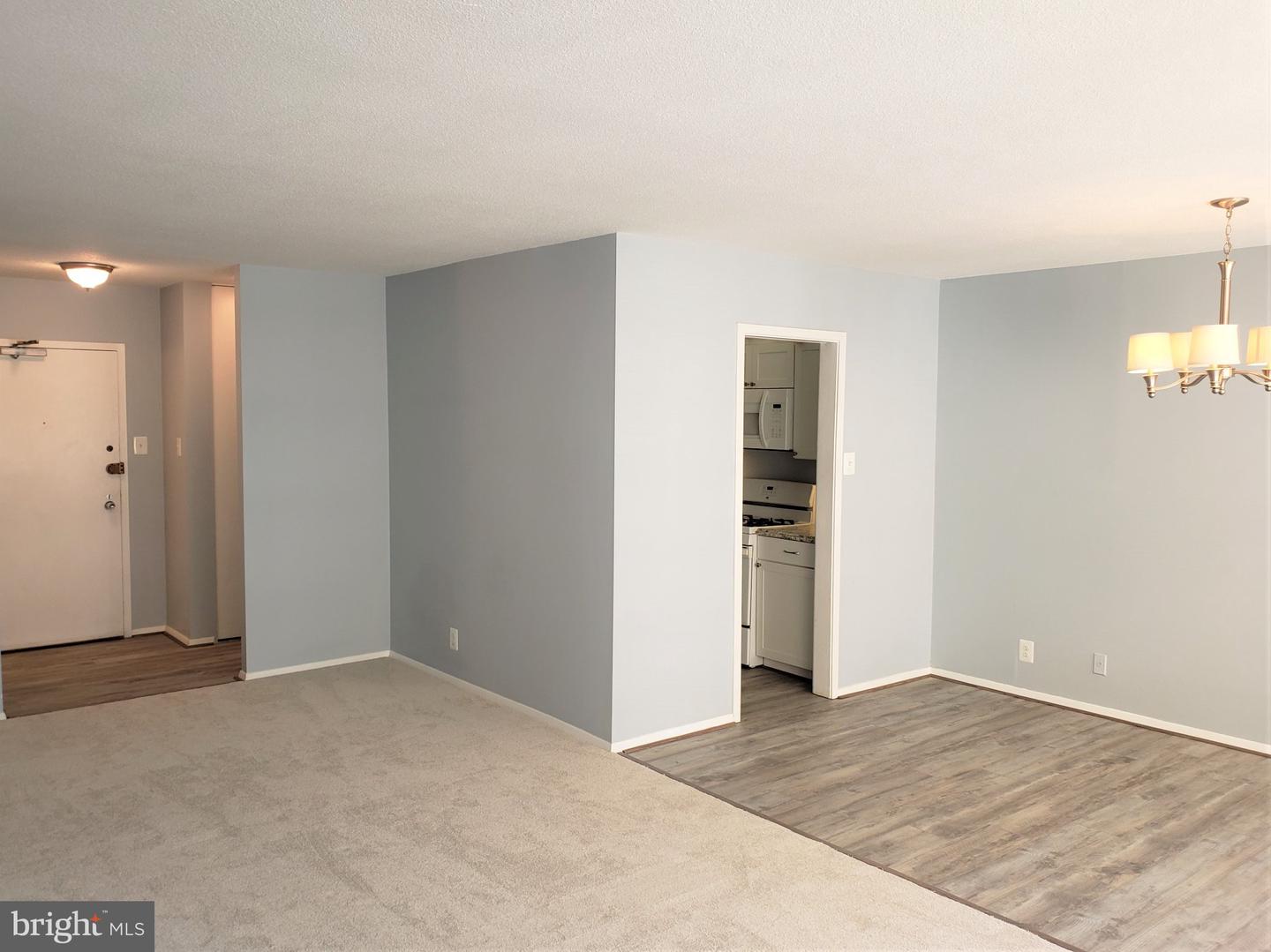 4515 Willard Ave #1815 S Property Photo 8