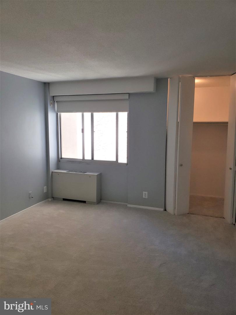 4515 Willard Ave #1815 S Property Photo 11