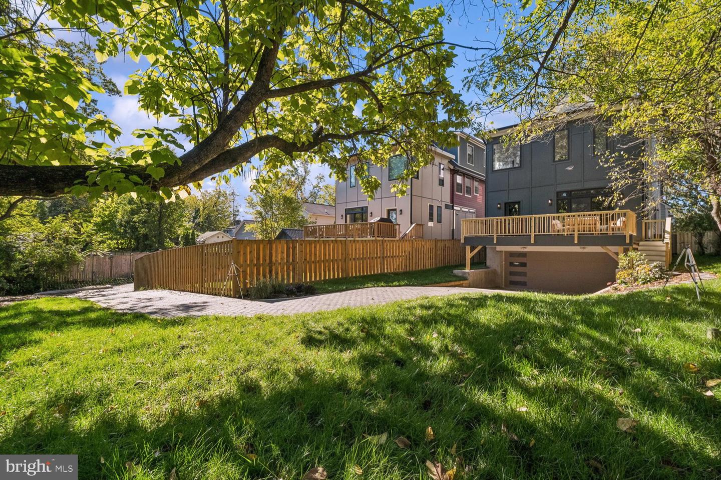 6705 Allegheny Ave Property Photo 5