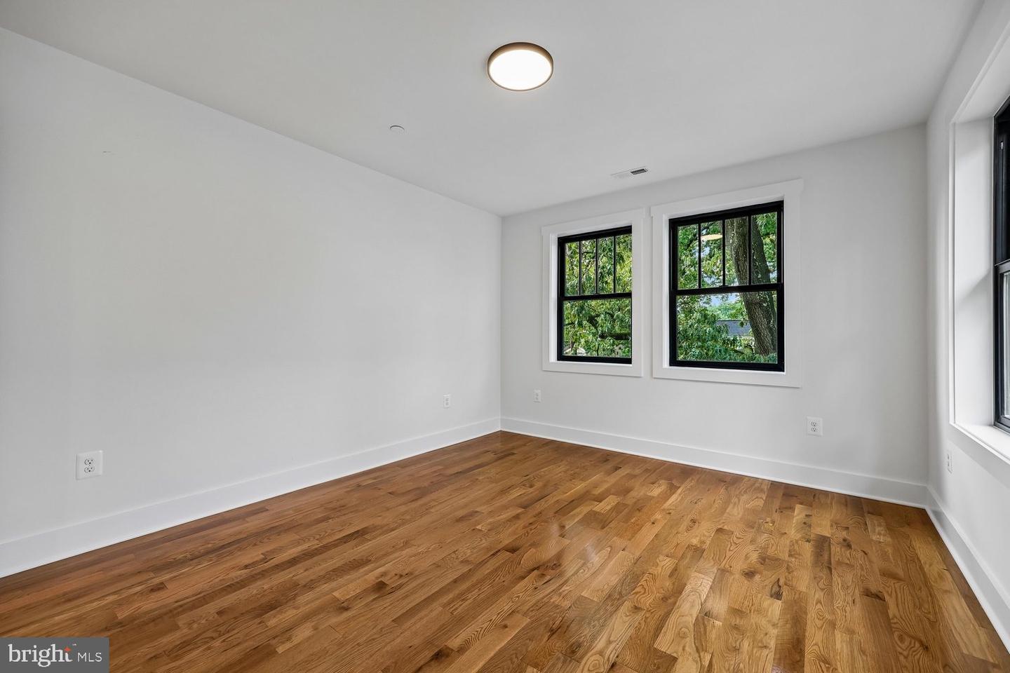 6705 Allegheny Ave Property Photo 58