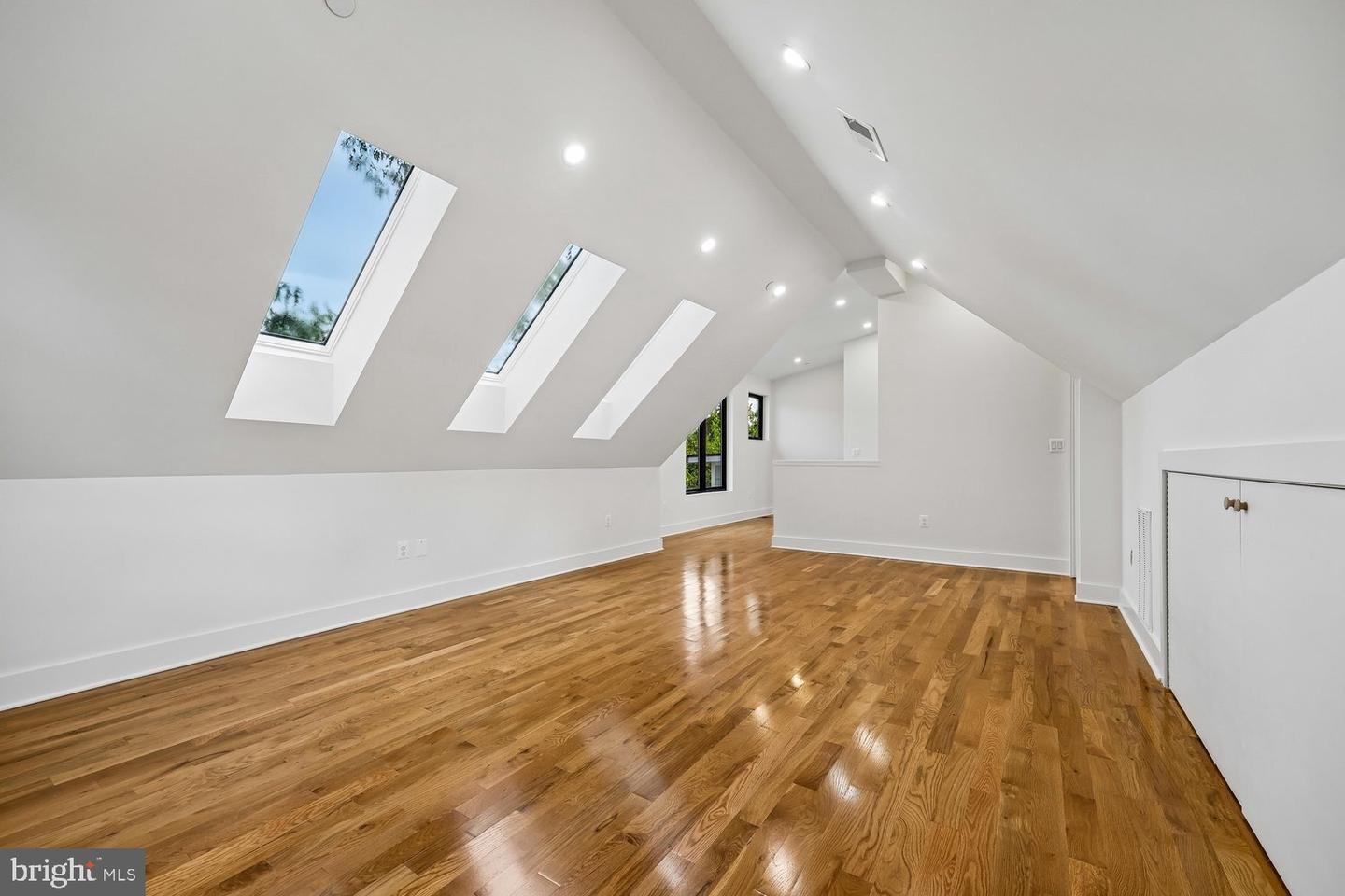 6705 Allegheny Ave Property Photo 65