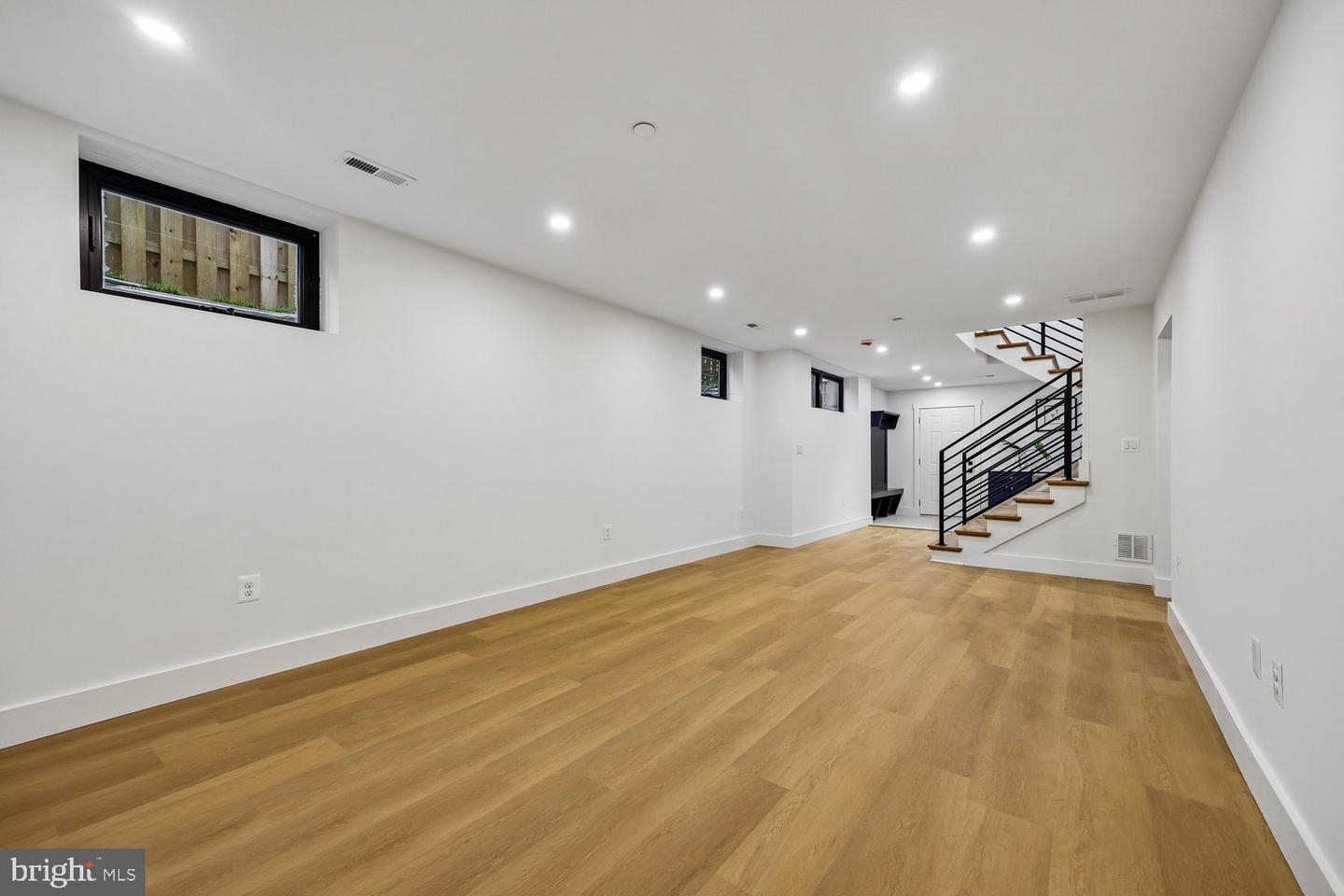 6705 Allegheny Ave Property Photo 76