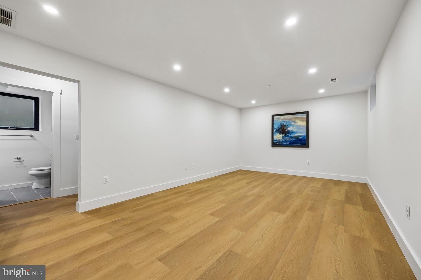 6705 Allegheny Ave Property Photo 79