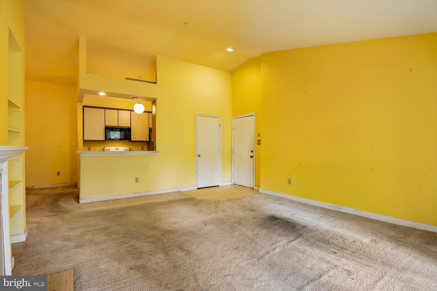 3303 Sir Thomas Dr #6-a-41 Property Photo 12