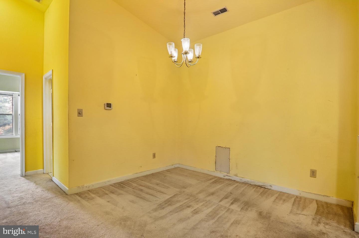3303 Sir Thomas Dr #6-a-41 Property Photo 15