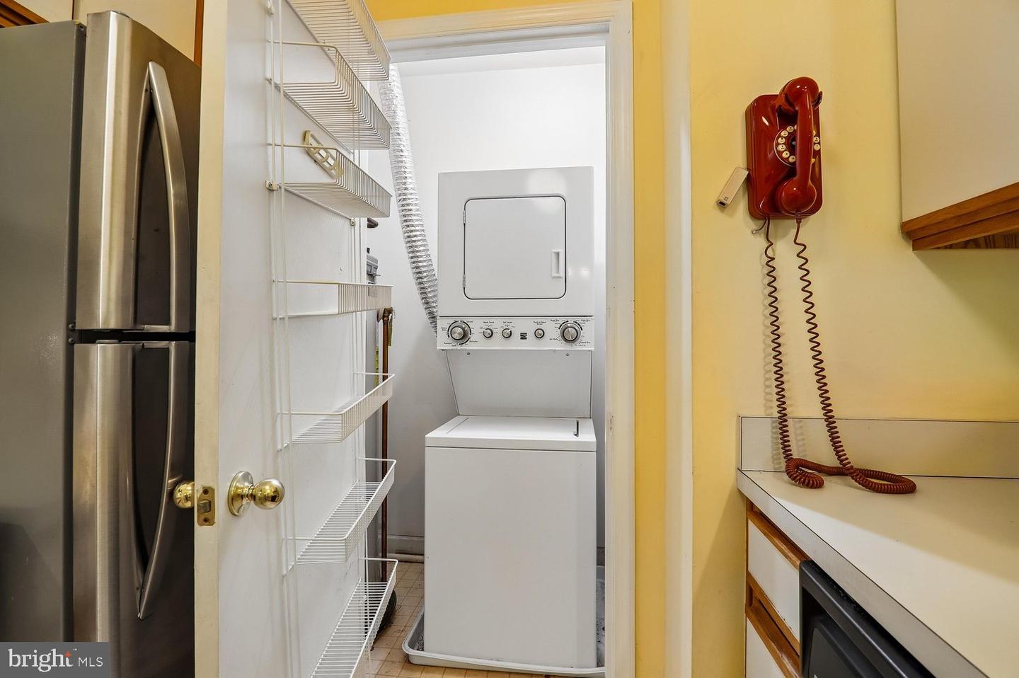 3303 Sir Thomas Dr #6-a-41 Property Photo 24