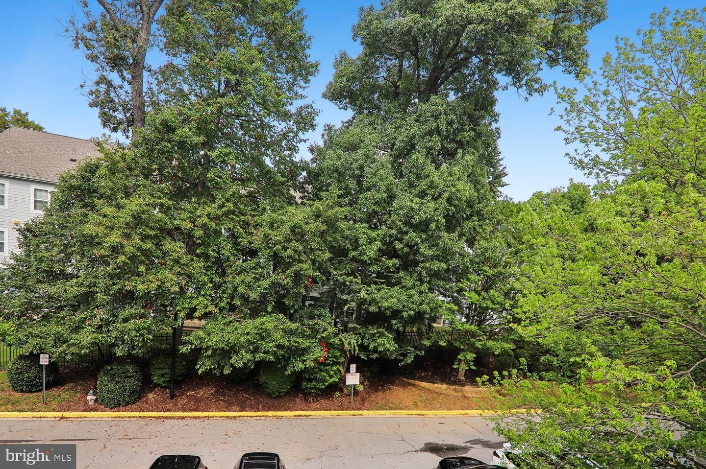 3303 Sir Thomas Dr #6-a-41 Property Photo 29