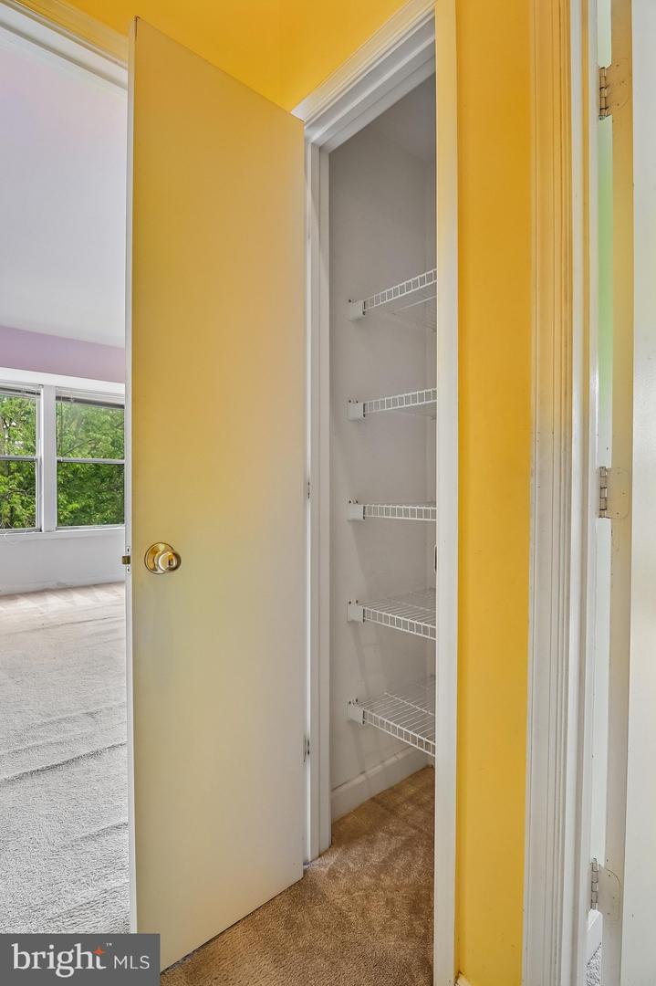 3303 Sir Thomas Dr #6-a-41 Property Photo 45