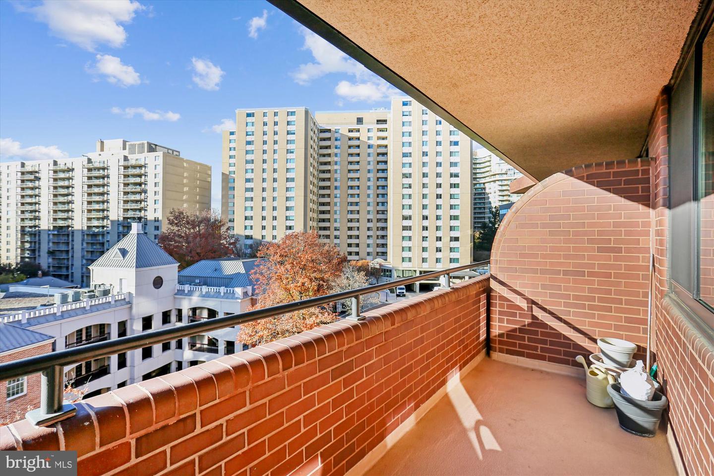4550 N Park Ave #508 Property Photo 14