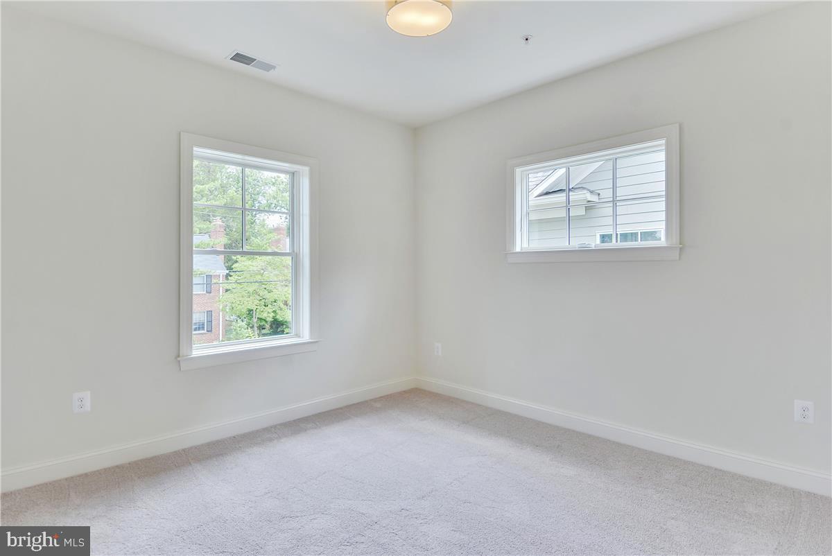 4510 Maple Ave Property Photo 65