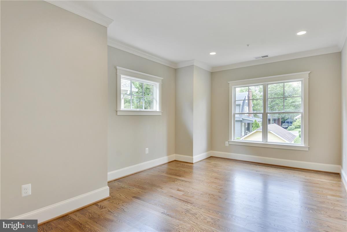 4510 Maple Ave Property Photo 67
