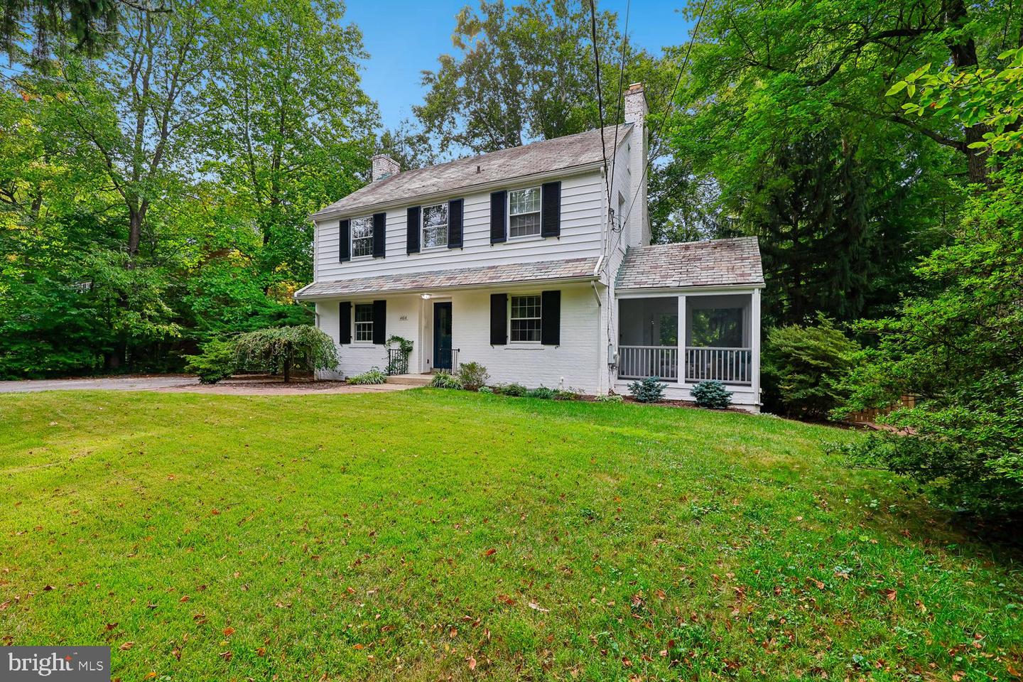 4616 Norbeck Rd Property Photo 2
