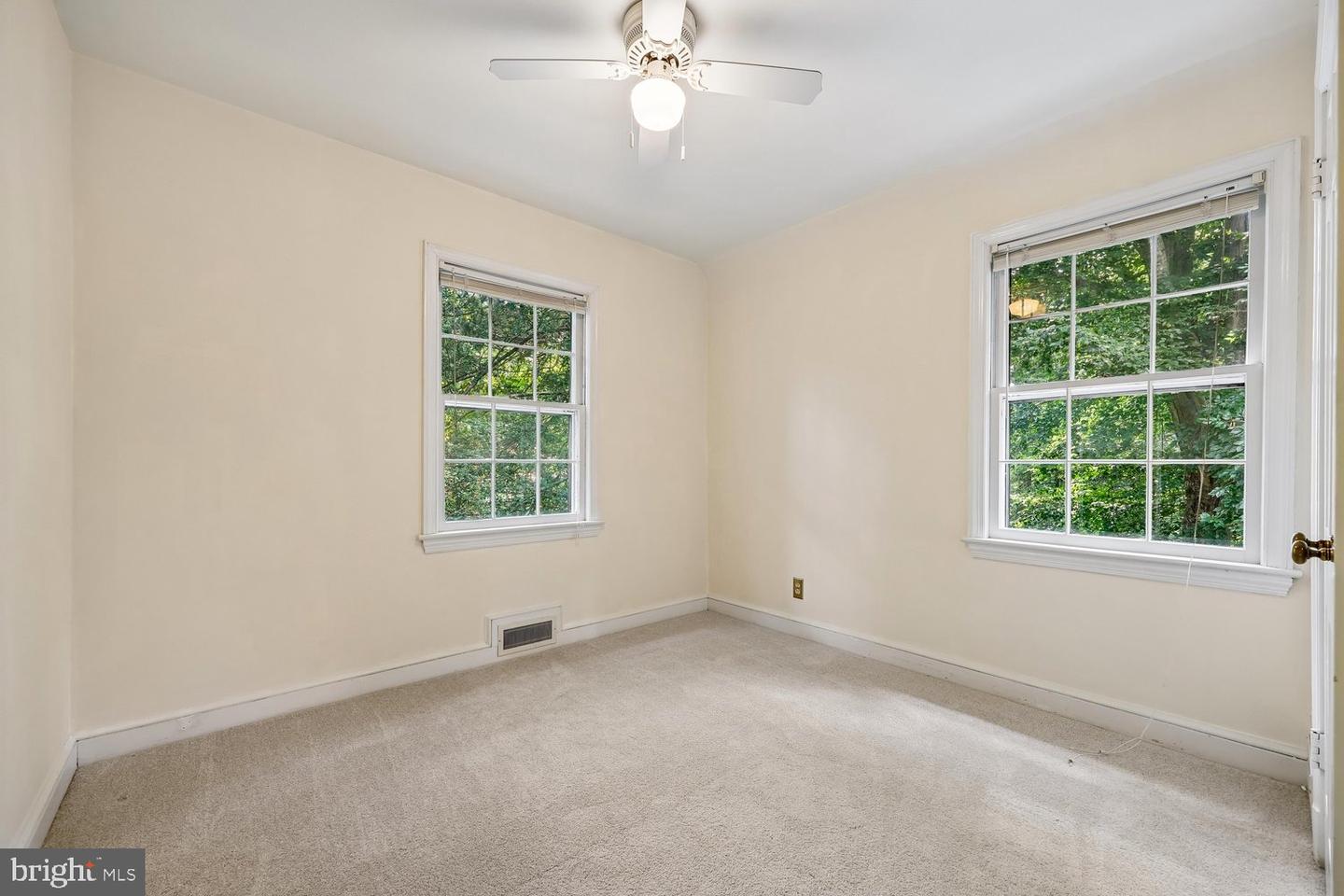 4616 Norbeck Rd Property Photo 31
