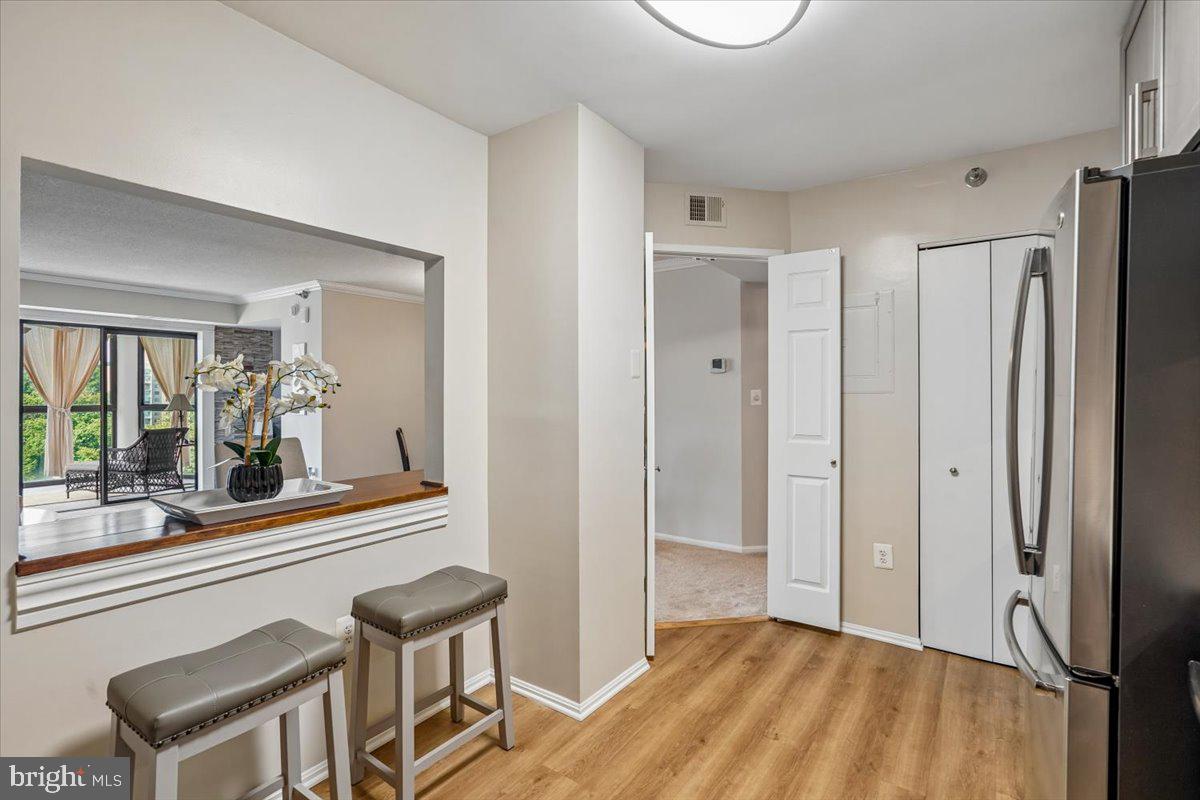 15101 Interlachen Dr #1 Property Photo 6