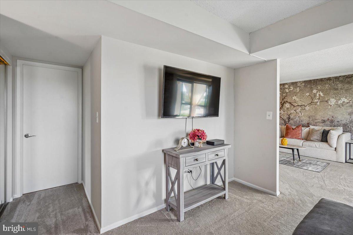 15101 Interlachen Dr #1 Property Photo 16