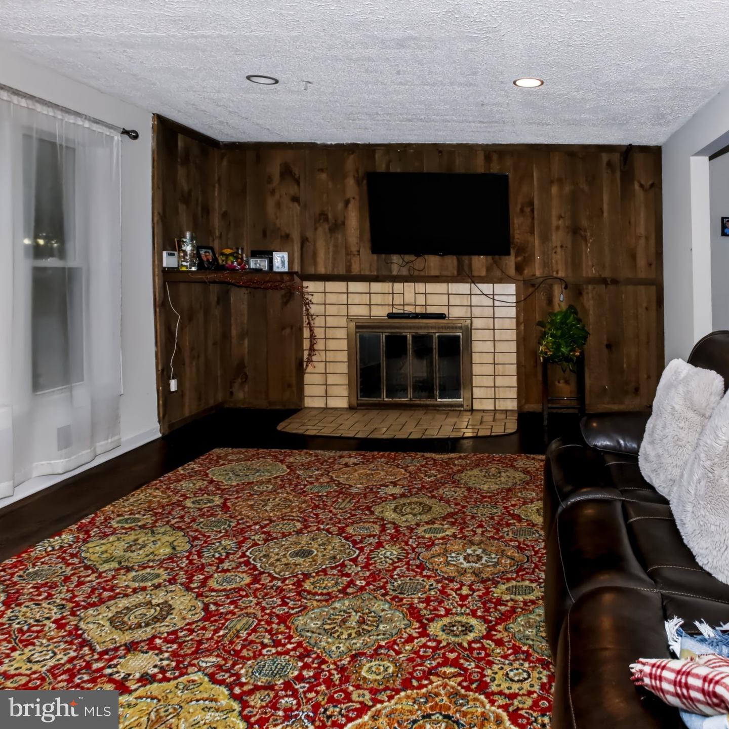 1906 Forest Dale Dr Property Photo 10