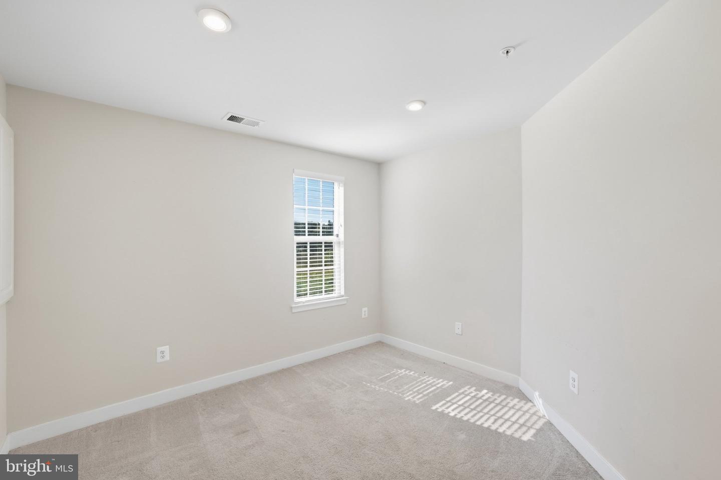 9567 Tall Oaks Rd Property Photo 15