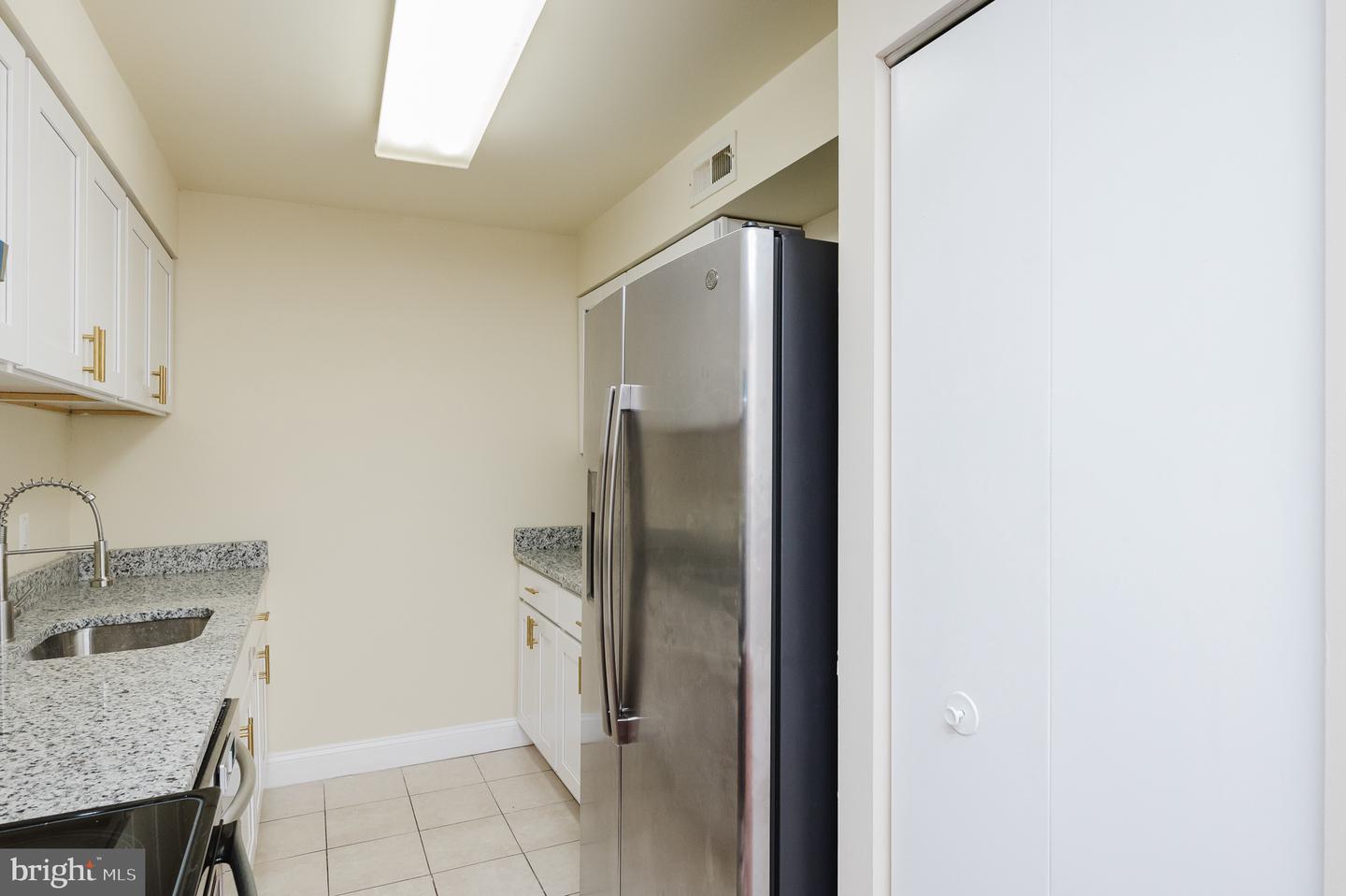 415 Christopher Ave #112 Property Photo 17