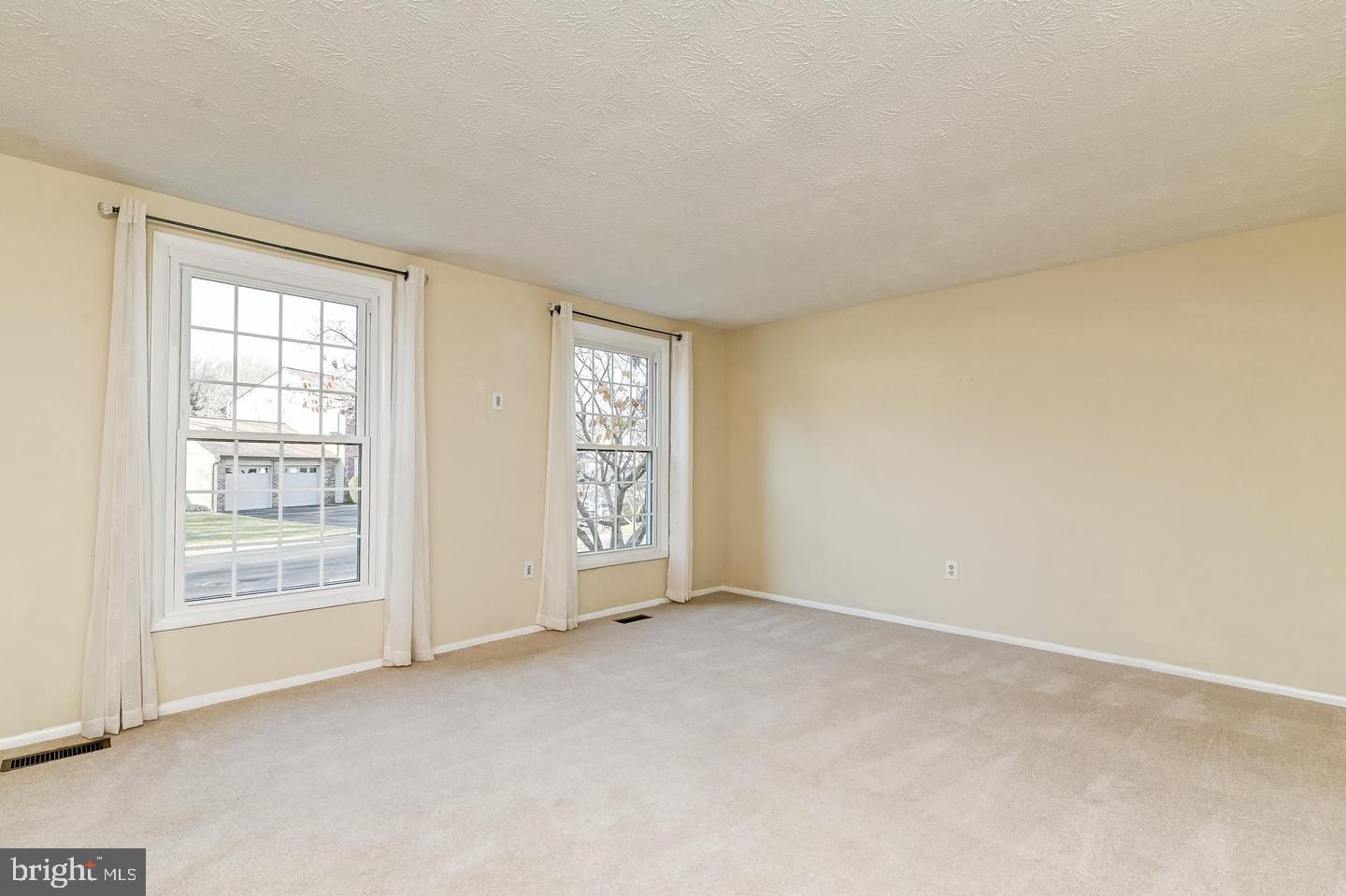 1209 Crockett Ln Property Photo 11