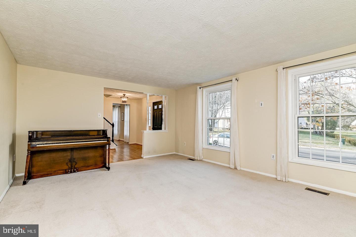 1209 Crockett Ln Property Photo 12
