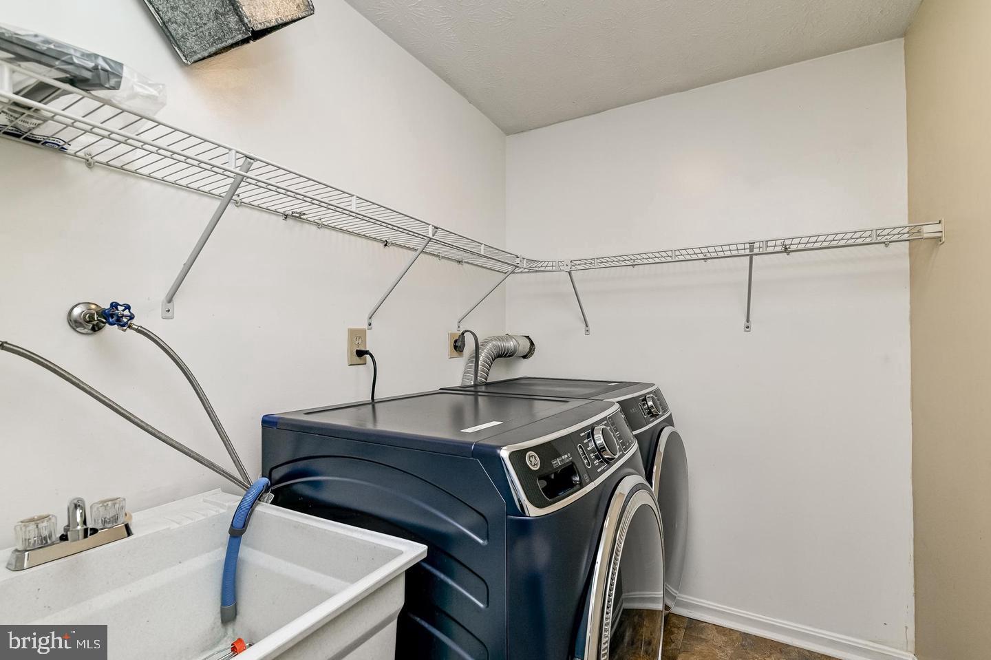 1209 Crockett Ln Property Photo 35