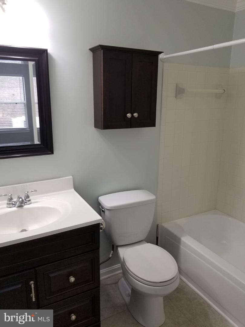 2603 Camelback Ln #5 Property Photo 15