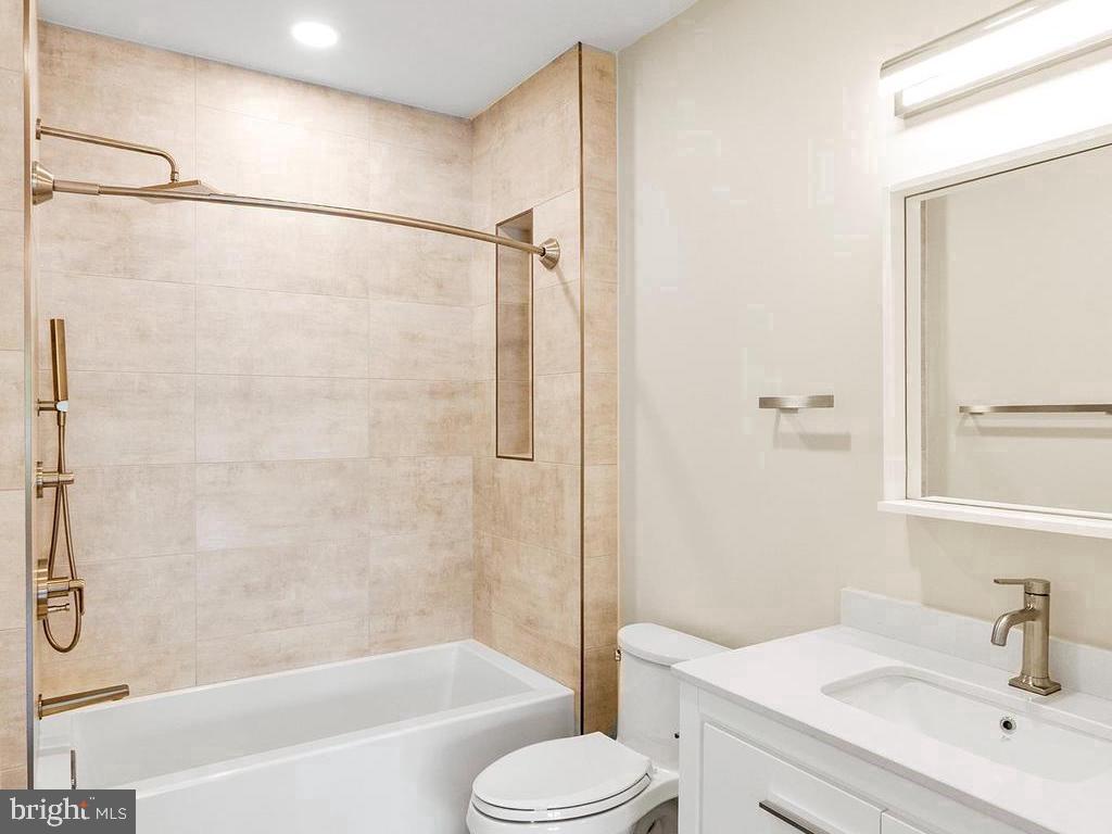 3706 Spring St Property Photo 42