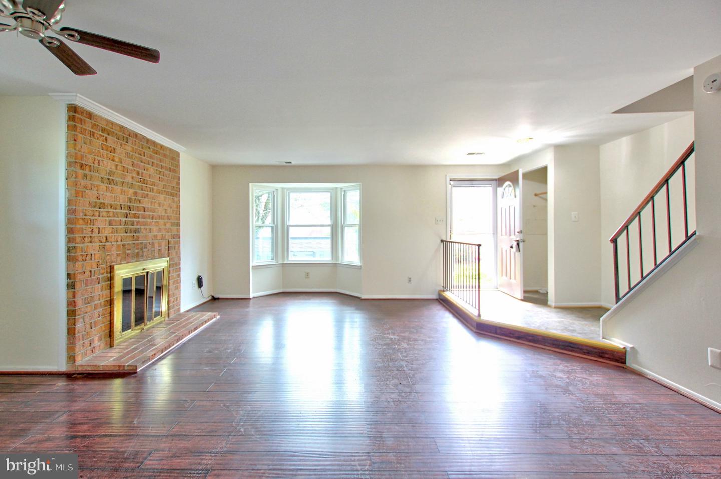 13131 Musicmaster Dr #123 Property Photo 5