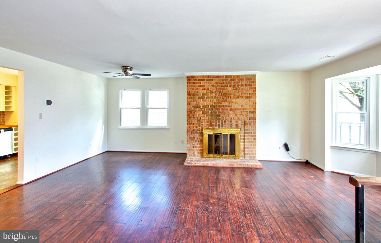 13131 Musicmaster Dr #123 Property Photo 6