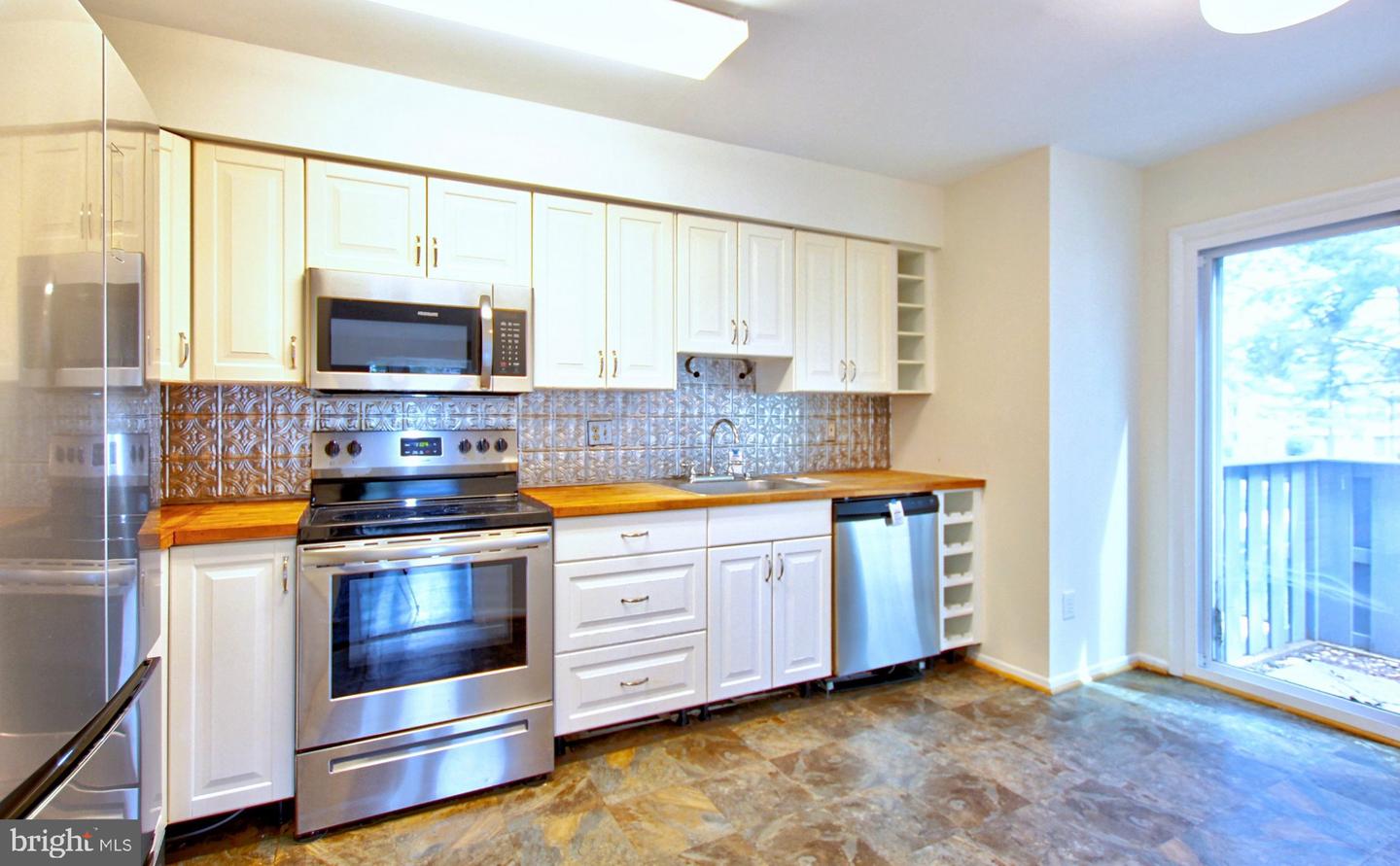 13131 Musicmaster Dr #123 Property Photo 10