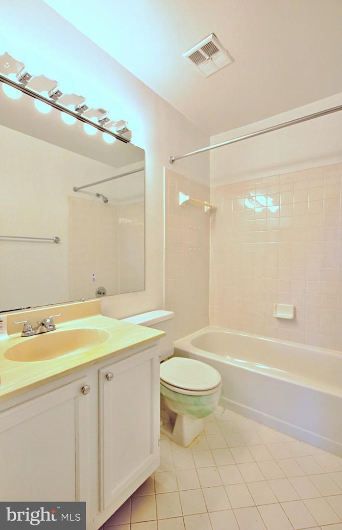 13131 Musicmaster Dr #123 Property Photo 12