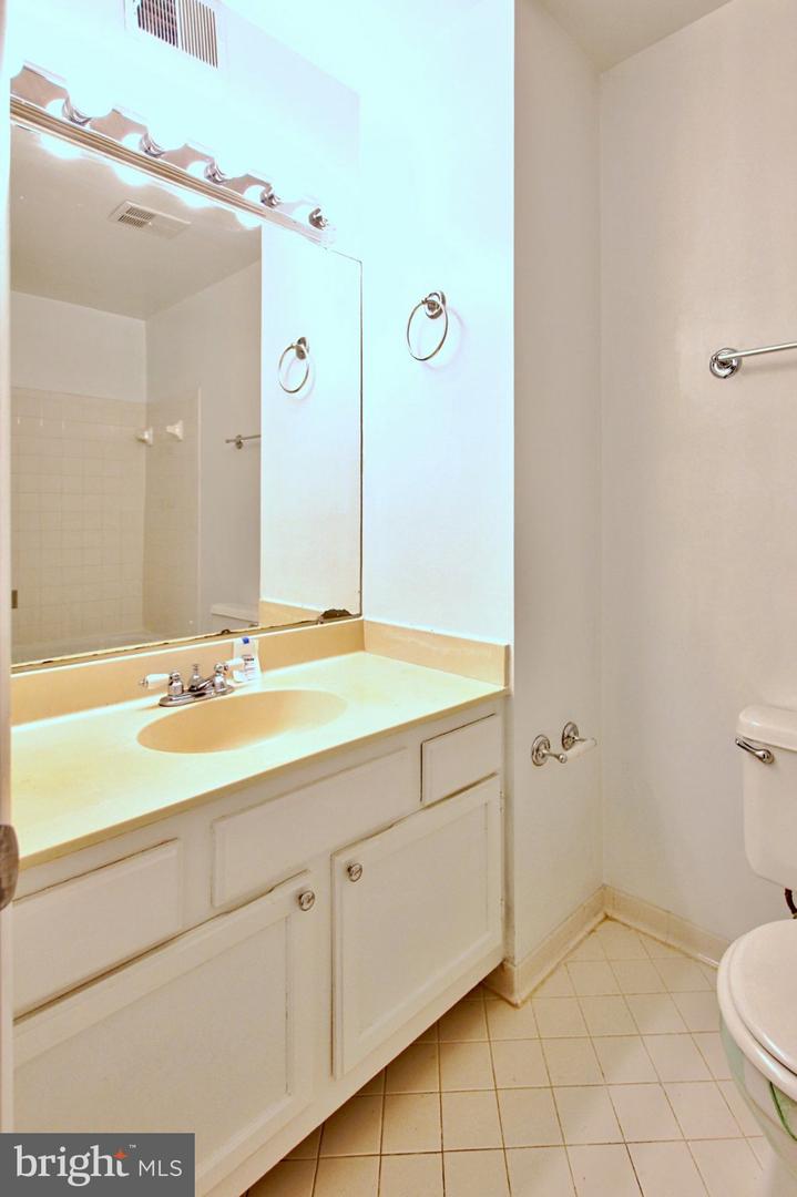 13131 Musicmaster Dr #123 Property Photo 13