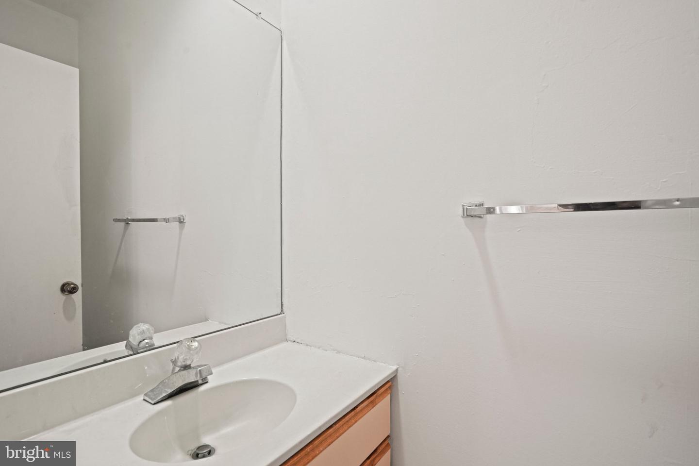10320 Glen Rd Property Photo 13