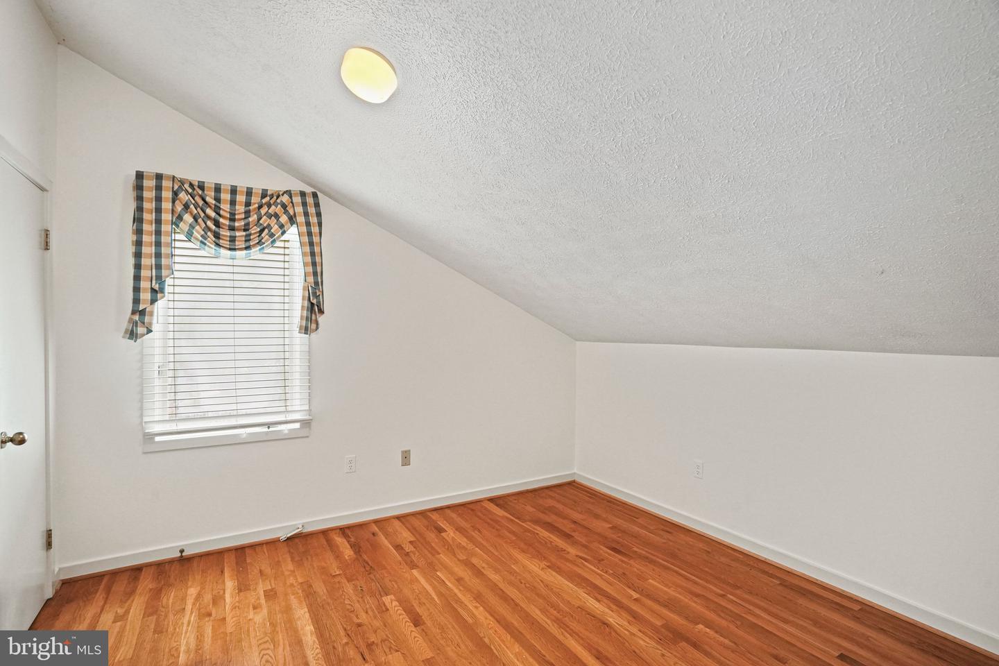 10320 Glen Rd Property Photo 20