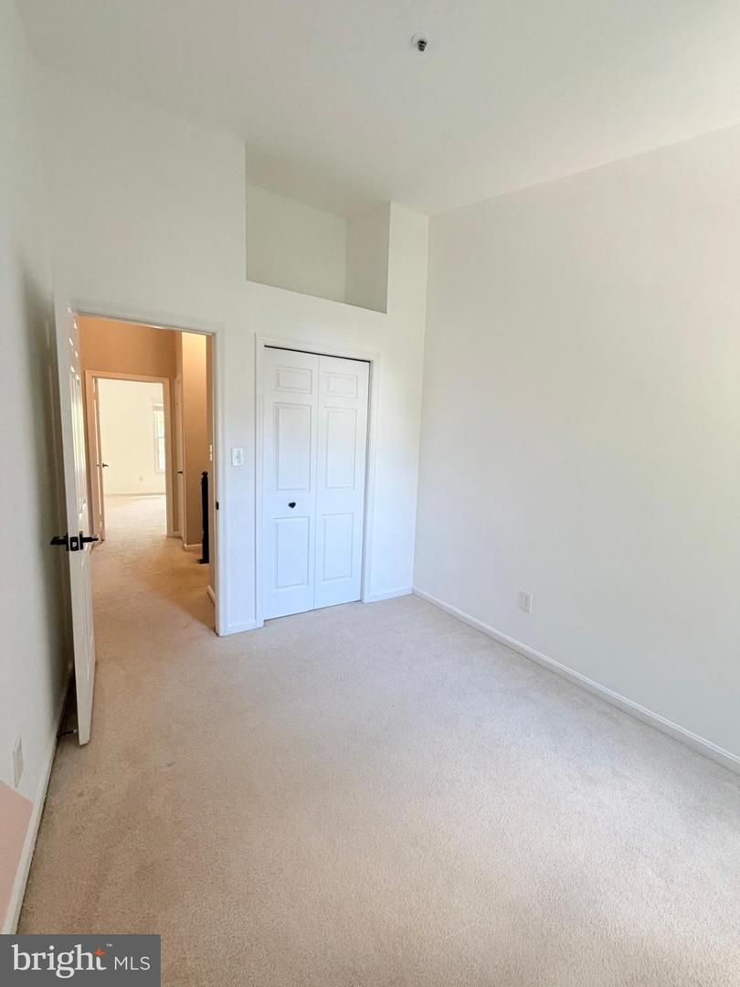 8527 Fountain Valley Dr Property Photo 6