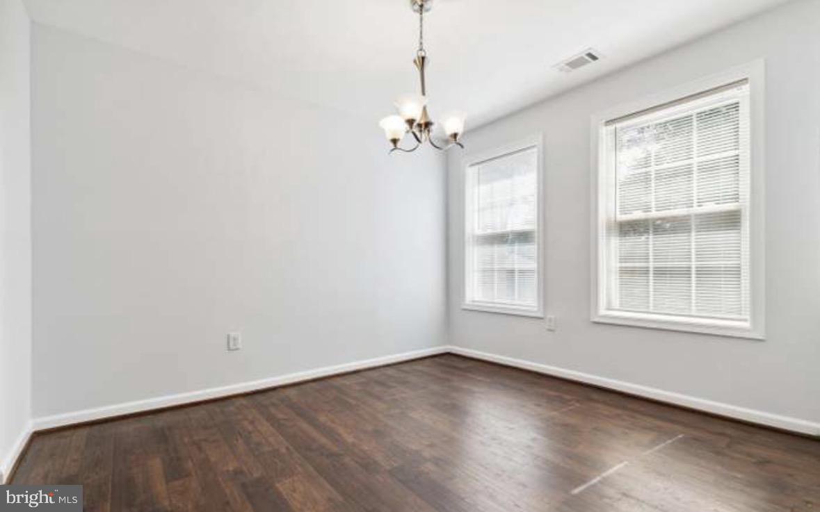 880 Quince Orchard Blvd #201 Property Photo 5