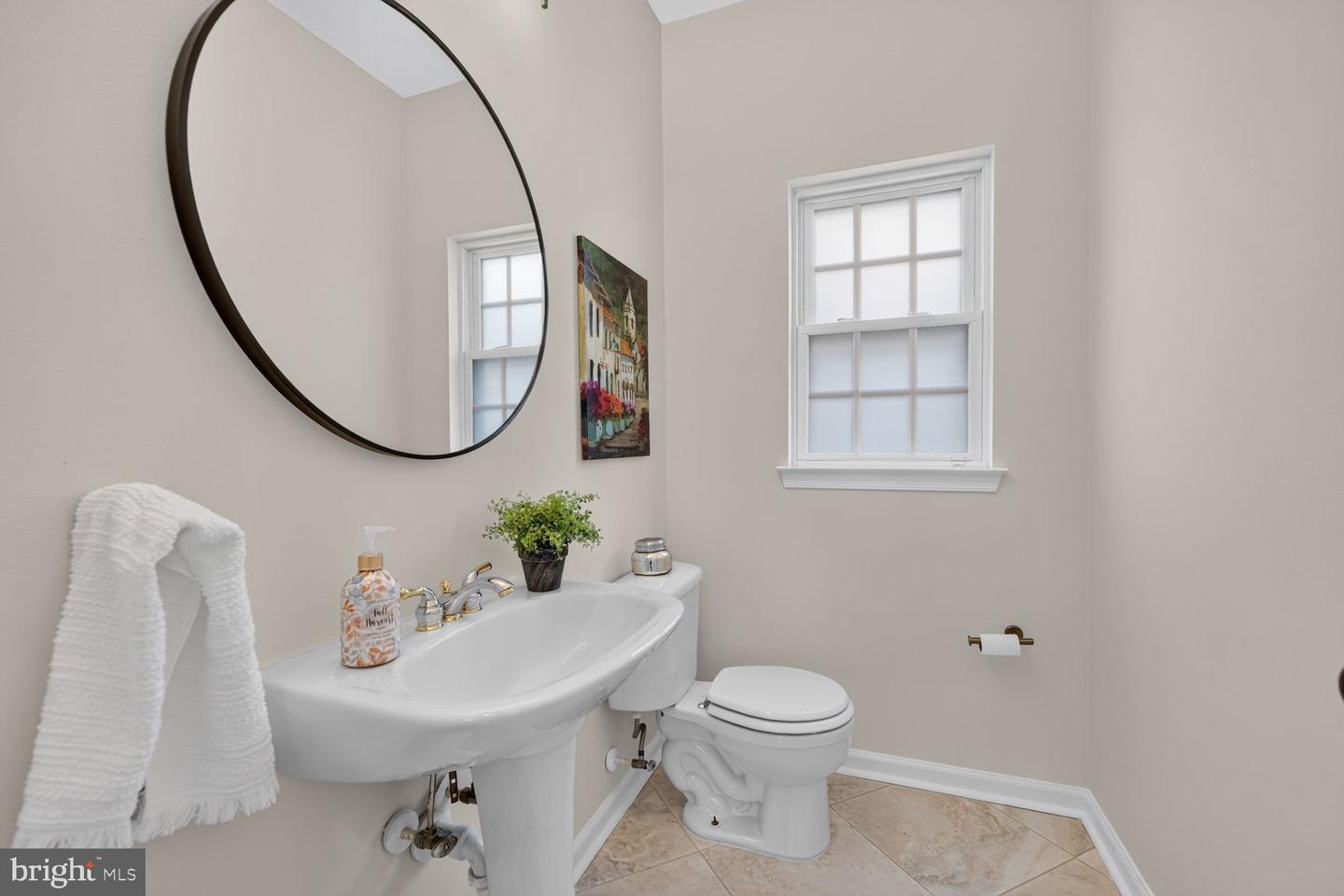 508 Market St E Property Photo 22
