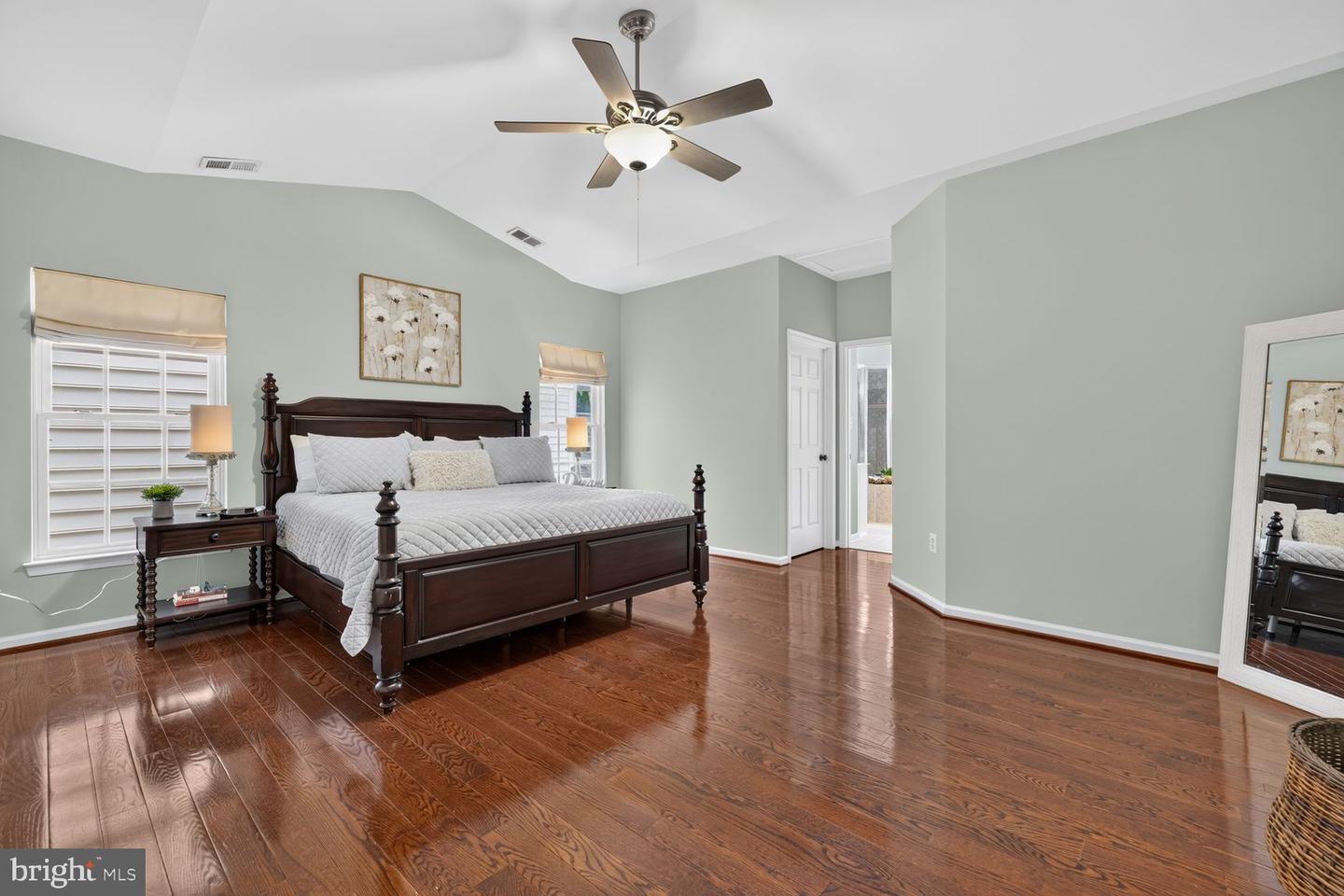 508 Market St E Property Photo 24