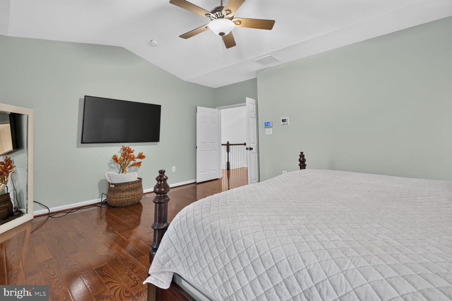 508 Market St E Property Photo 26