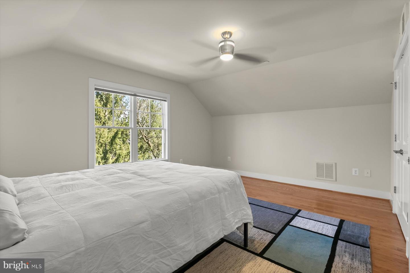 4527 Maple Ave Property Photo 48