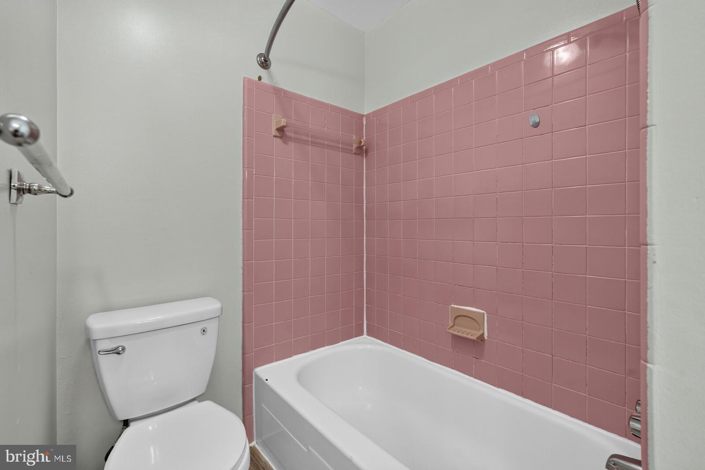 405 Winterthur Ct Property Photo 24