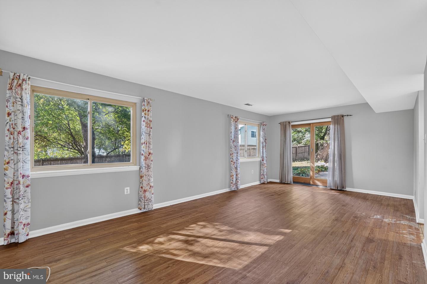405 Winterthur Ct Property Photo 26